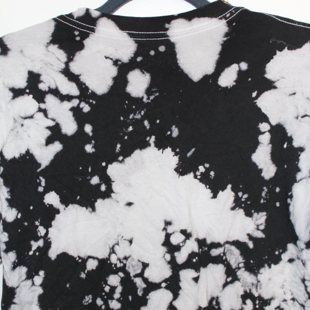 ACDC BALLBREAKER BLEACH WASH T-SHIRT WITH BLUE PRINT SIZE MEDIUM - Picture 6 of 7